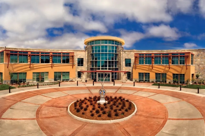 Exterior of a modern Northern California ambulatory surgery center partner facility